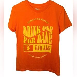 ✌️Dutch bros t-shirt